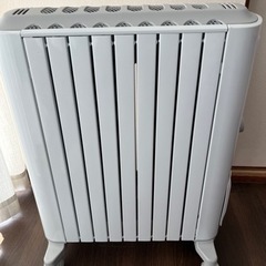 デロンギオイルヒーター 1,500W RHJ75V0915-GY DeLonghi 最上位モデル　リモコンなし