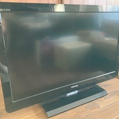 東芝　レグザ　液晶テレビ　32型