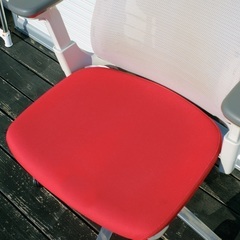 【美品】コクヨ インスパイン inspine ヘッドレスト 赤　ハイバック