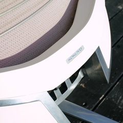 【美品】コクヨ インスパイン inspine ヘッドレスト 赤　ハイバック