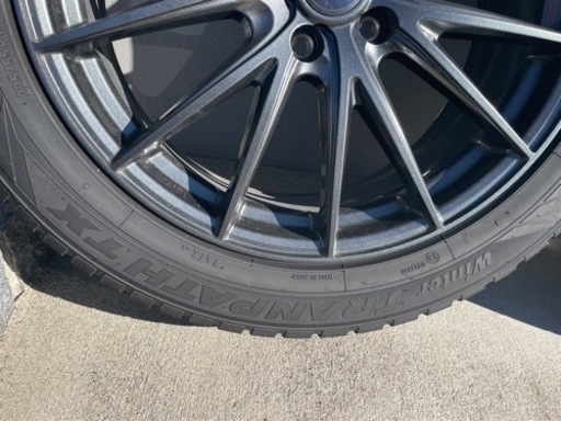 スタッドレスタイヤ　トーヨータイヤ ウィンタートランパスTX 225/55R19