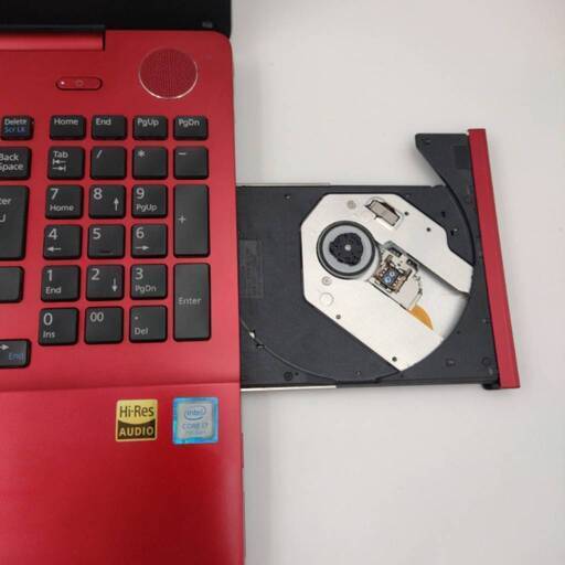 富士通 第7世代Core i7搭載 SSD480G 大容量メモリ16G CD/DVD 