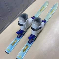 スキー板とスキーブーツ21〜22cm