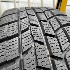 スタッドレスタイヤとホイールセット❗️