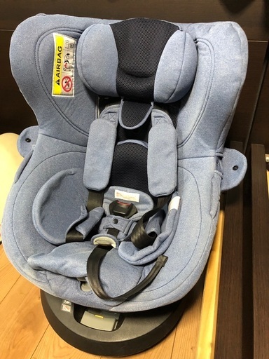 エールベベ チャイルドシート KURUTTO4i isofixガイド付