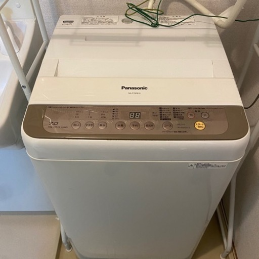 Panazonic  洗濯機　NA-F70PB10