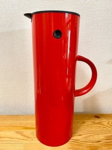 ステルトン　ジャグ　1L 魔法瓶　赤