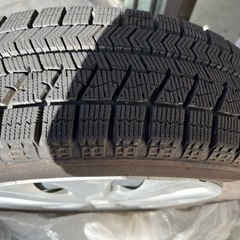 国産スタッドレスタイヤ　14インチ　R2年製