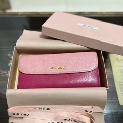 miumiu 長財布