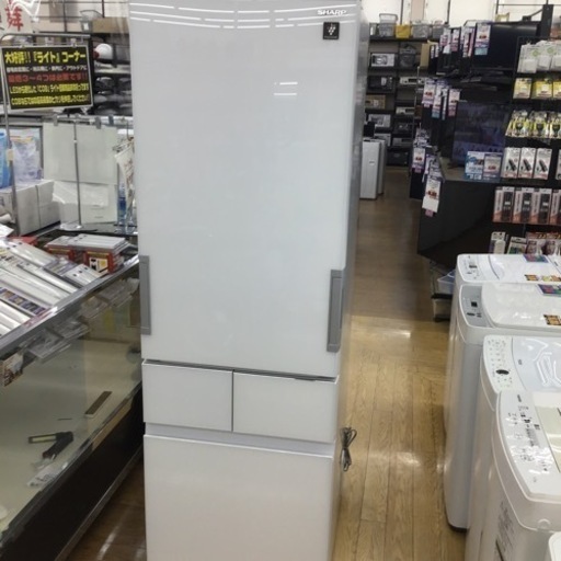 #A-4【ご来店頂ける方限定】SHARPの5ドア冷凍冷蔵庫です