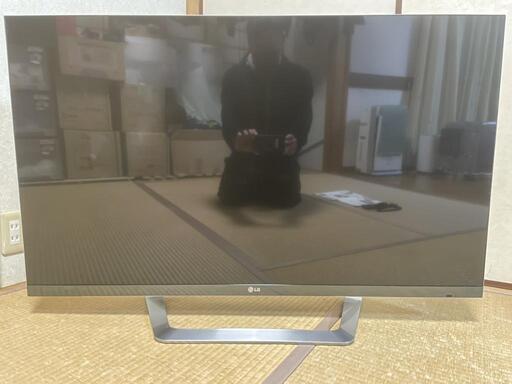 LG製47型薄型スマート液晶テレビ（4K非対応）