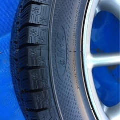 スタッドレス　アルミ　タイヤ