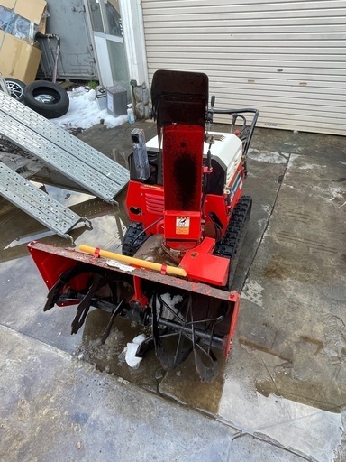 ガソリン除雪機 10馬力 HST