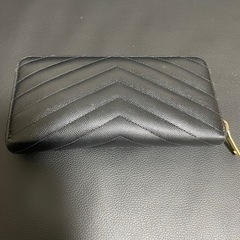 サンローラン 長財布 ほぼ未使用