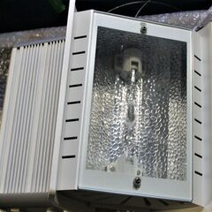 カミハタHIDメタハラ　ファンネル150W 幅26×奥行20×高さ9程