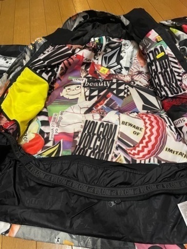 VOLCOM スノーボードウェア