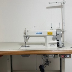 JUKI 工業用　ミシン　一本縫い　テーブル付き
