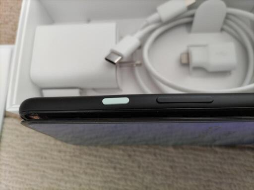 Pixel 4a ジャンク　バッテリー膨張