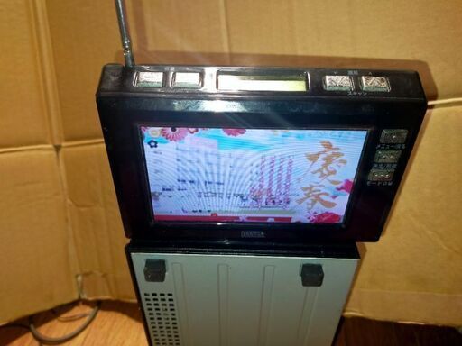 4.3インチディスプレイ ワンセグTV+ラジオ
