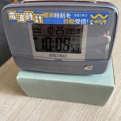 SEIKO電波時計。置時計。新品。目ざまし時計。取説箱有り。新品...