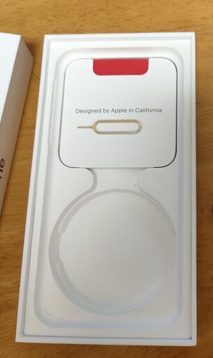 iPhone SE2 第2世代 SIMフリー 64GB レッド 赤 中古品 本体