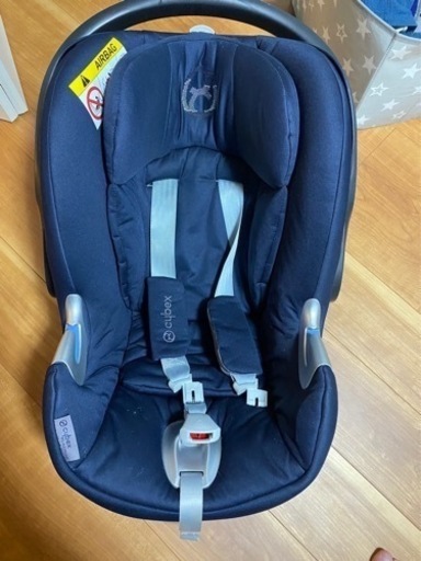 Cybex eezy S 用カーシート　(距離次第ですが、直接お届けも可能です)