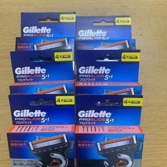 Gilletteの5枚替え刃　　新品未使用品