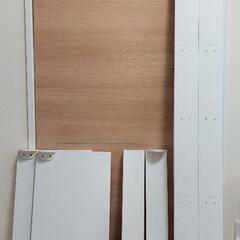突っ張り棚材料：2×4材、棚板、ディアウォール（すべてホワイト）