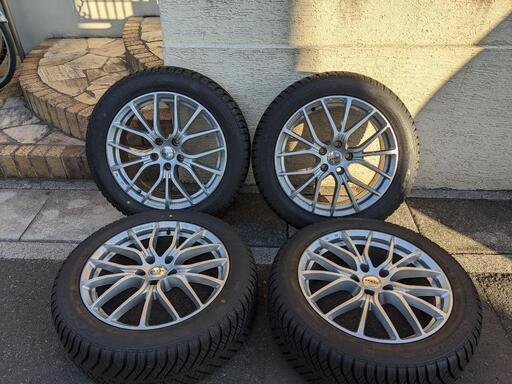 18インチアルミ付スタッドレスタイヤ！バリ山！