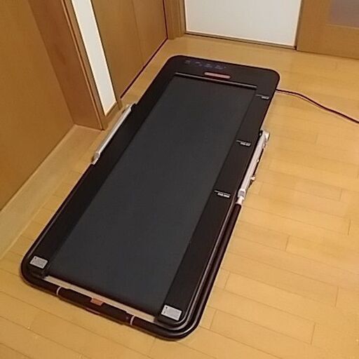 ウォーキングマシン　コンパクト移動収納可　～時速8km対応　走行面46×120cm