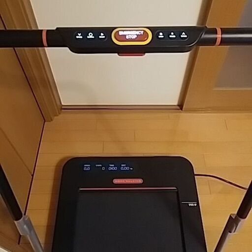 ウォーキングマシン　コンパクト移動収納可　～時速8km対応　走行面46×120cm