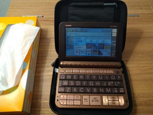 【中古・良品】辞書はこれ1台で完璧！取説付き　カシオ電子辞書　XD-Z20000
