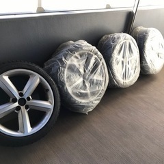 【ネット決済・配送可】中古スタッドレスタイヤ245/40R18＋...