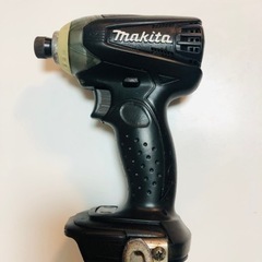 マキタ　インパクトドライバー　TD133D