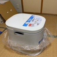 【未使用品】ポータブルトイレ