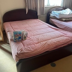 ベッド　2台