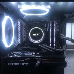 自作パソコンとモニター、キーボード、マウスセット