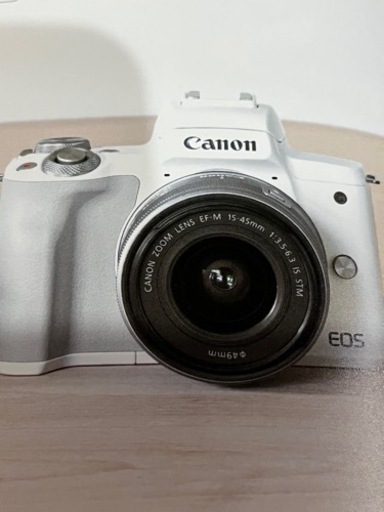 Canon kiss M2wズームキット値引きしましたので