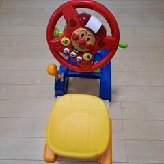 アンパンマン　キッズドライバー　ドライブ　遊具　おもちゃ