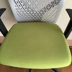 オフィスチェア　オカムラの椅子