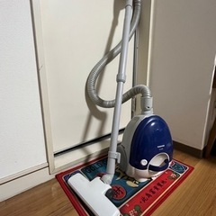 ［取引中]TOSHIBA 紙パック式掃除機