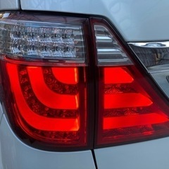 アルファード・ヴェルファイア20系シーケンシャルテールランプ