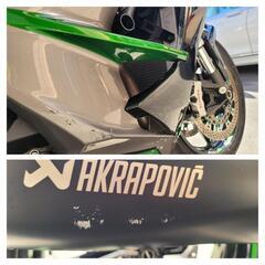 カワサキ　NINJA　ニンジャ　H2 SX SE +　バイク