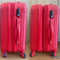 伸縮スーツケース　機内持ち込みサイズ　バンドネームプレート付き！
