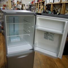 愛知岐阜/送料込★パナソニック 138L冷蔵庫　 NR-B143W-S　11年製 愛知岐阜/送料込☆パナソニック 138L冷蔵庫 NR-B143W-S 11年製