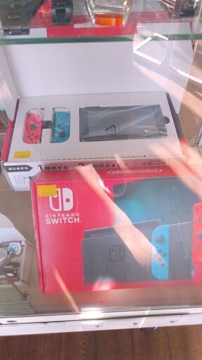 SWITCH 入荷しました！！