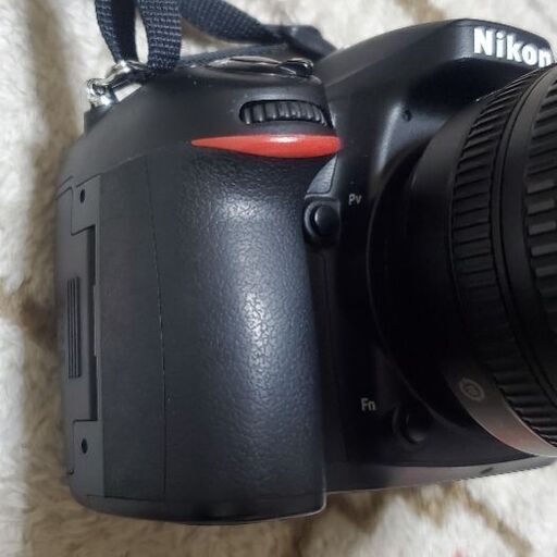 Nikon D7100 18-105とAF-S DX NIKKOR 18-300 f/3.5-5.6G ED VR