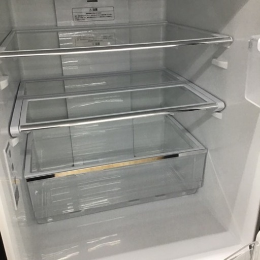 #A-8【ご来店頂ける方限定】Hisenseの3ドア冷凍冷蔵庫です