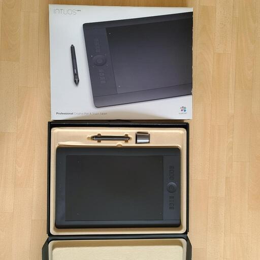 即納爆買い ワコム ペンタブレット intuos Pro Mサイズ PTH-651/K1