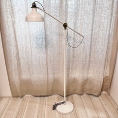 IKEA 間接照明　ランプ